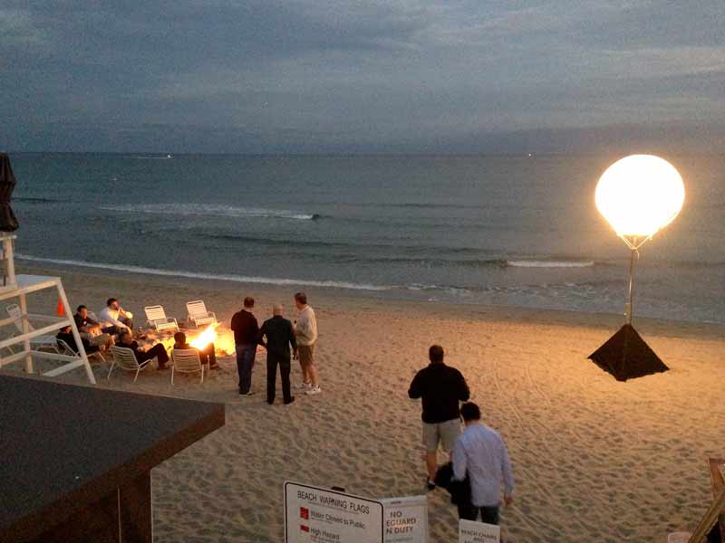 Corporate team building events, outdoor event lighting, glow volleyball, serving Florida. Events for teams and families.